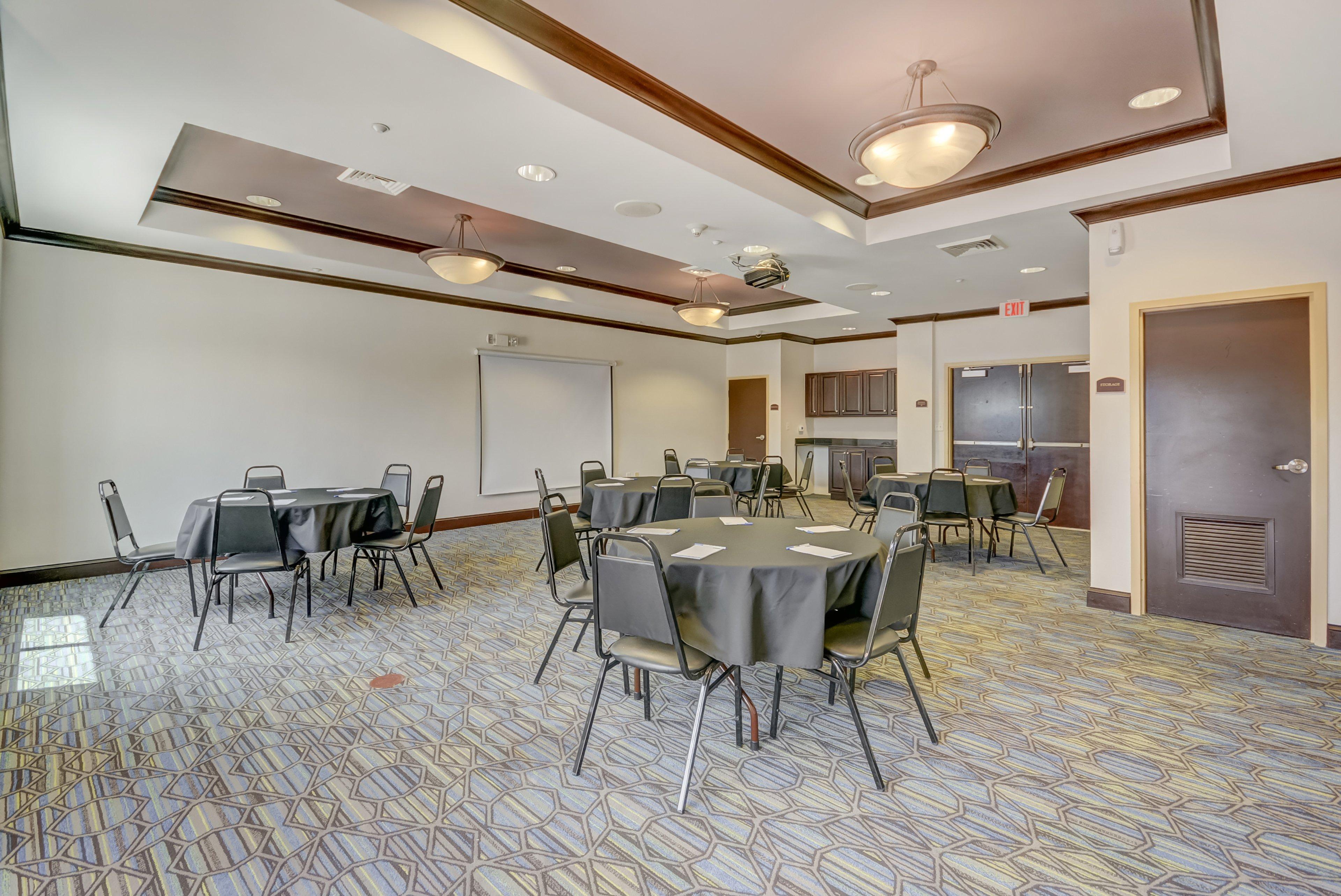 Holiday Inn Express Hotel & Suites Tampa-Usf-Busch Gardens By Ihg Exteriör bild