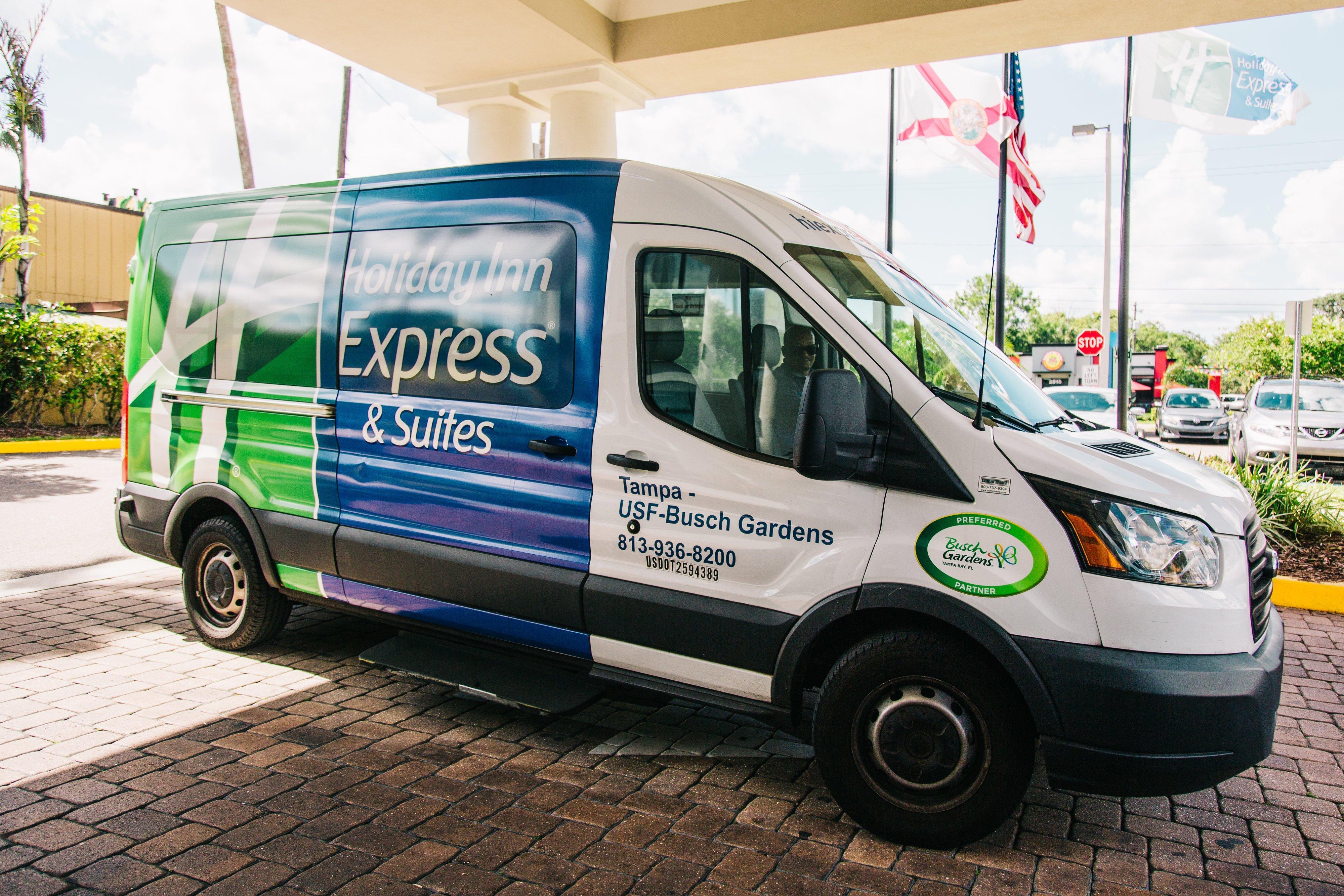 Holiday Inn Express Hotel & Suites Tampa-Usf-Busch Gardens By Ihg Exteriör bild