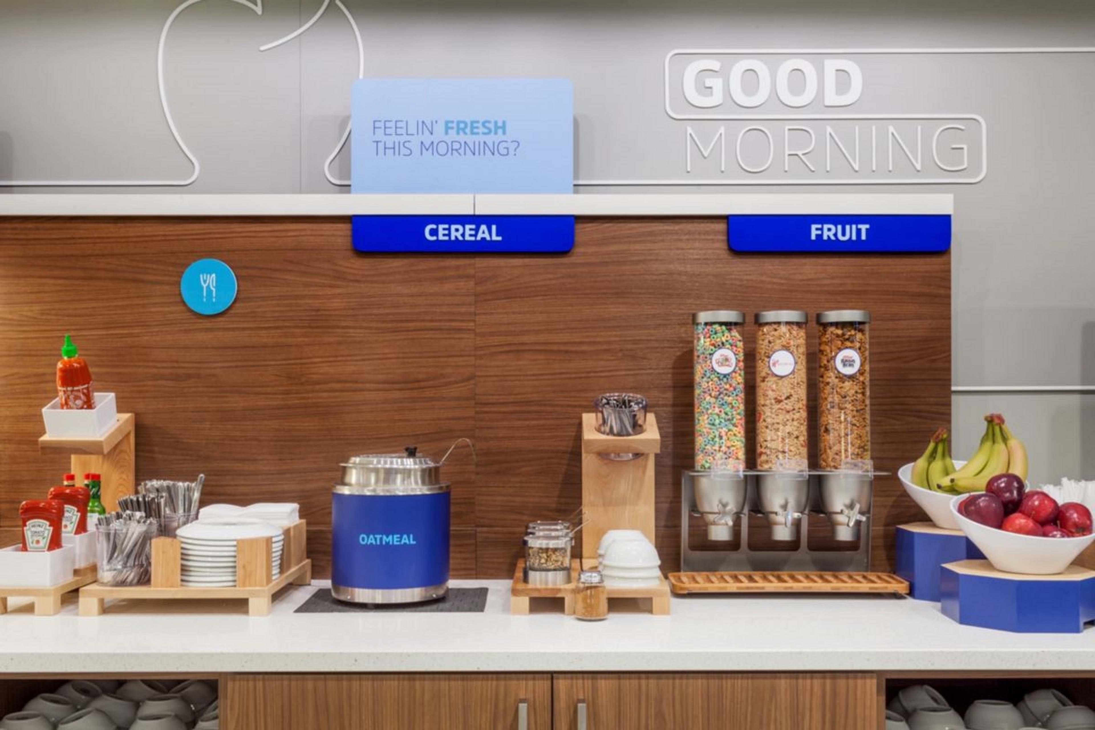 Holiday Inn Express Hotel & Suites Tampa-Usf-Busch Gardens By Ihg Exteriör bild