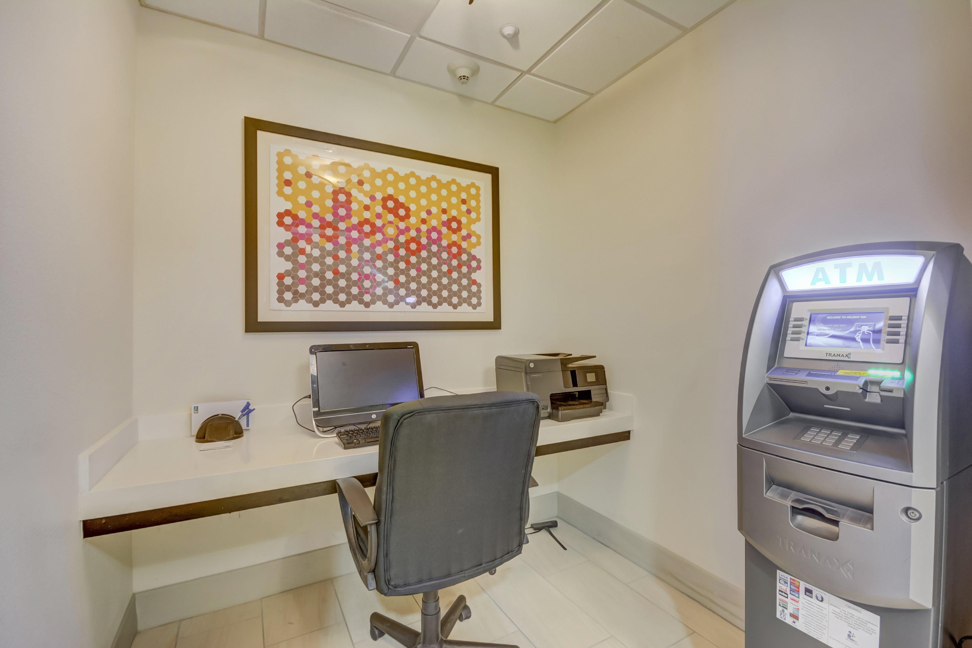 Holiday Inn Express Hotel & Suites Tampa-Usf-Busch Gardens By Ihg Exteriör bild